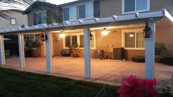 AlumaWood and Duracool Patio Covers for a pleasant, inviting outdoor life. Serving Murrieta, Temecula, Menifee and most of Riverside County.