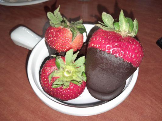 05 May 2024 - Chocolate Dipped Strawberries - This week with Mother's Day coming up.