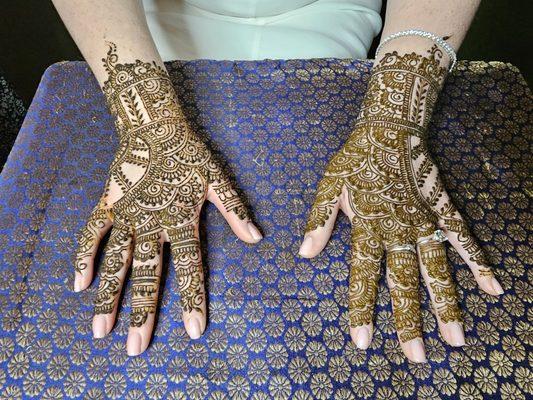 Bridal party mehndi design