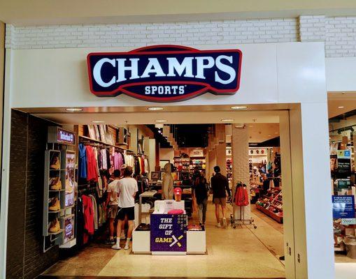 Champs Sports