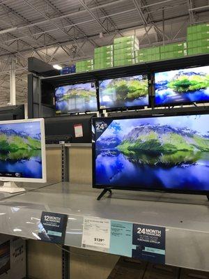 I saw tvs from 24 to 75 inches! They carry the full selection!