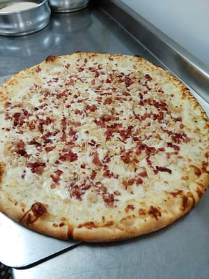 Chicken bacon ranch pizza!!