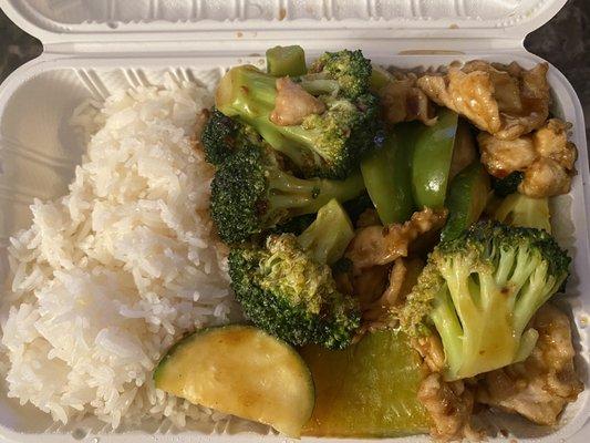 Garlic Chicken and Broccoli