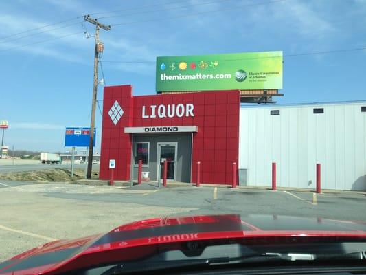 Diamond Liquor Store