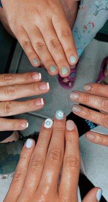 Group of friends with gel nails