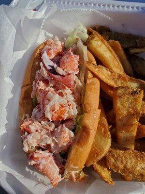 Lobster roll