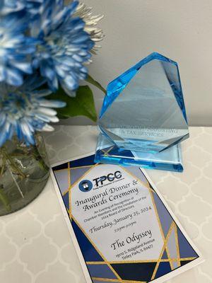 Abendroth Accounting won an award from Tinley Park Chamber of Commerce for Ourstanding Comteibutions to the Chamber.