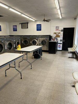 Clean, large, and roomy space to fold laundry.