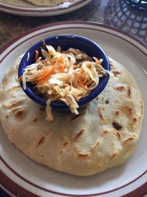 Cheese pupusa