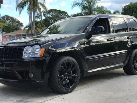 Jeep SRT 8 wheels and brakes