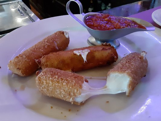 Mozzarella sticks