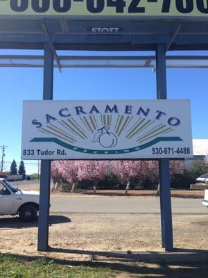 New Vinyl Printed Mounted Billboard sign for Sacramento Packing