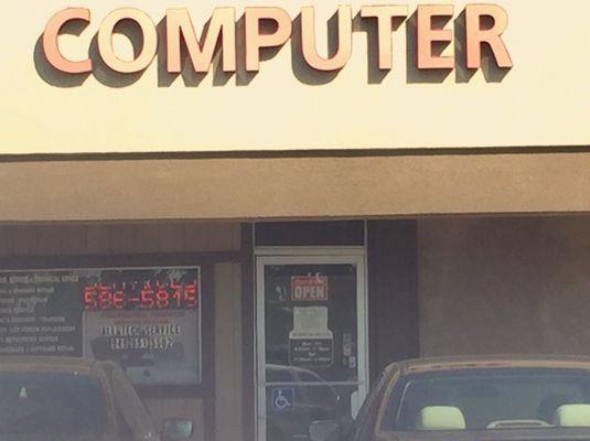 The outside of Focal Computers in Lake Forest.