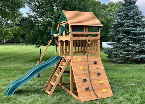 Gorilla Avalon Playset