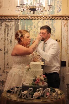 Cake cutting