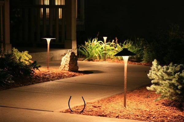 Outdoor lighing adds beauty and safety to your home