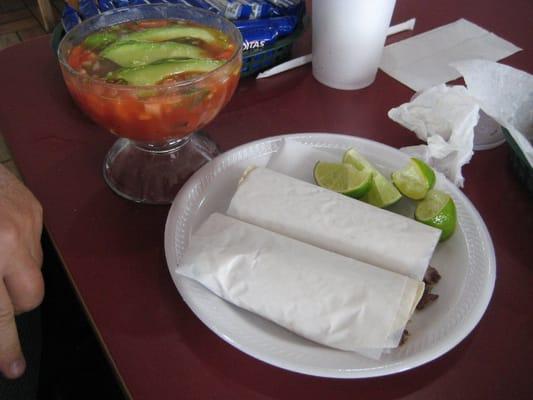 coctel de pulpo (octopus cocktail) and tacos