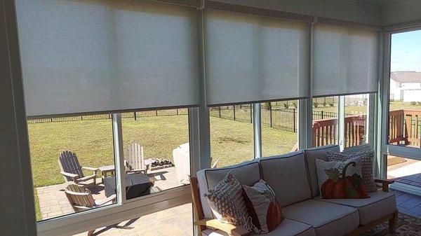 Solar Roller Shades For the Sunroom