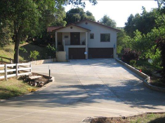 concrete driveway installation - Granite Bay Masonry