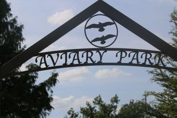 Aviary Park Entrance. Photo by Happy Tails Pet Pal, LLC.