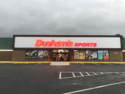 Dunham's Sports