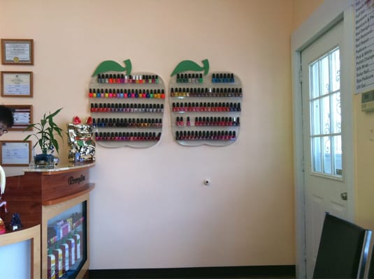 Nail polish wall