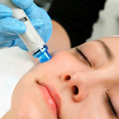 HydraFacial * Enjoy the experience
 Delight in the results