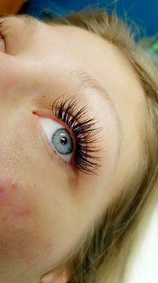 Classic lash extensions.