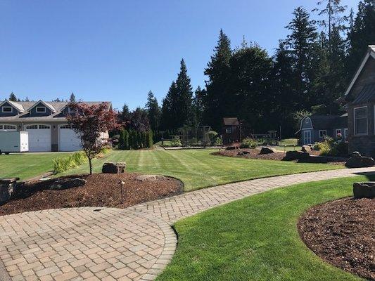 Large Estate Landscape Maintenance