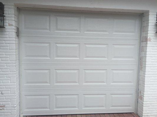 New garage door installation 8/7