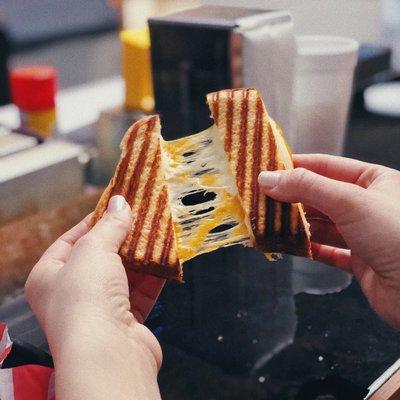 Bessssst grilled cheese! It comes with a 5-star worthy cheese sauce.