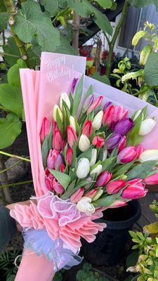 Large size tulip bouquet