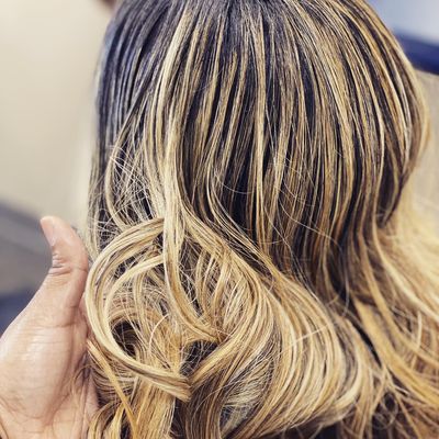 Color and 3D balayage