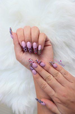 Colorful leopard French nails