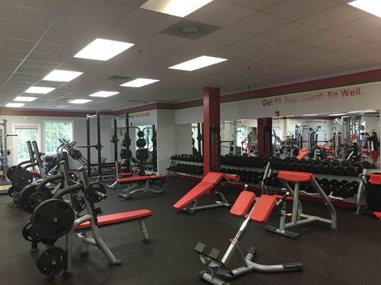 Free Weight Section (Olympic Benches, Dumbbells 5-150 lbs, Power Racks, Platforms, Leg Press, Hack Squat, Calf Raise Machines, Smith Machine