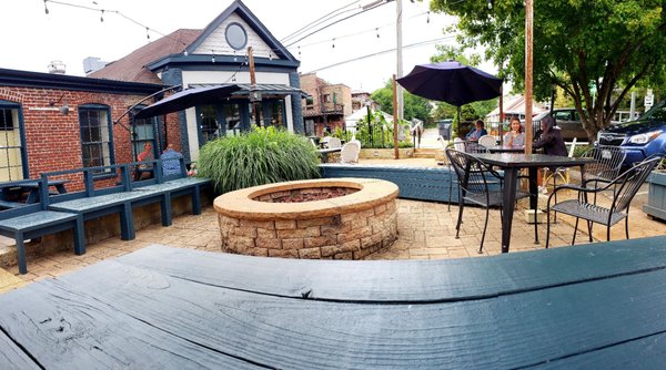 Outdoor seating, yay!