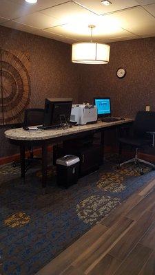 Business center in HOMEWOOD SUITES