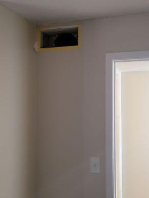 Open duct in bedroom