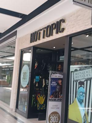 Hot Topic