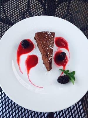 Flourless chocolate cake