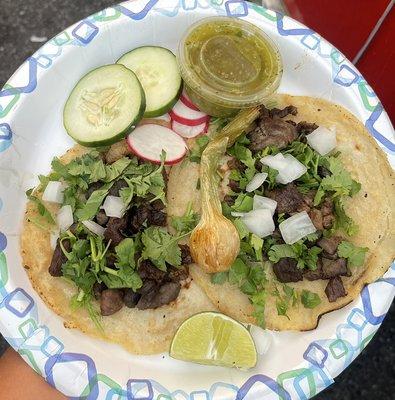 Tacos de carne asada