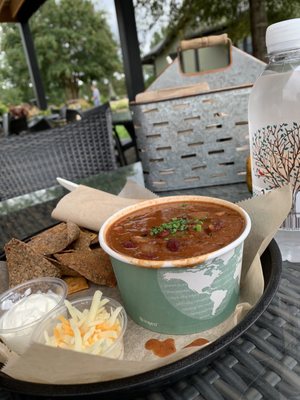 Steak chili and chips