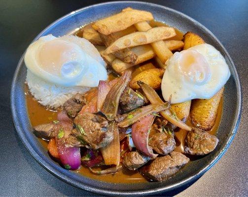 Lomo A Lo Pobre: steak option, an amazing dish!