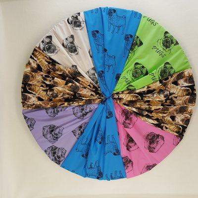 Hot Diggity Dog offers Fabrics printed with your favorite Furry Friend in over 30 background colors,  Poly/Cotton, All/Cotton.