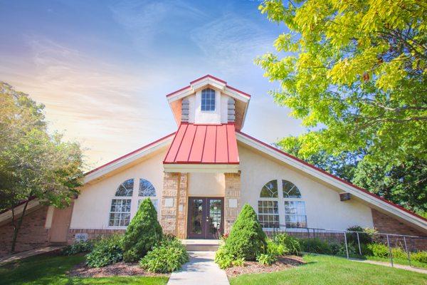 Springbrook Cercle and Ventana Clubhouse