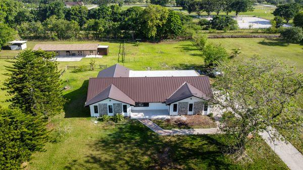 BEAUTIFUL HOME IN SOUTHWEST RANCHES