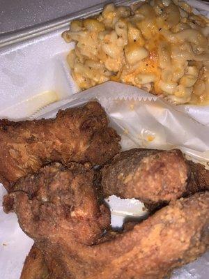 Fried chicken w. Mac & Cheese