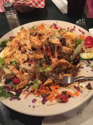 I just ate the best salad ever! No dressing needed. Crisp, fresh, and tasty! Nice size portion loaded with chicken breast!