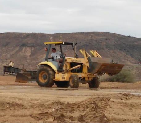 Slayden Grading and Tractor Service