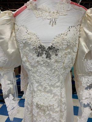 Wedding gown